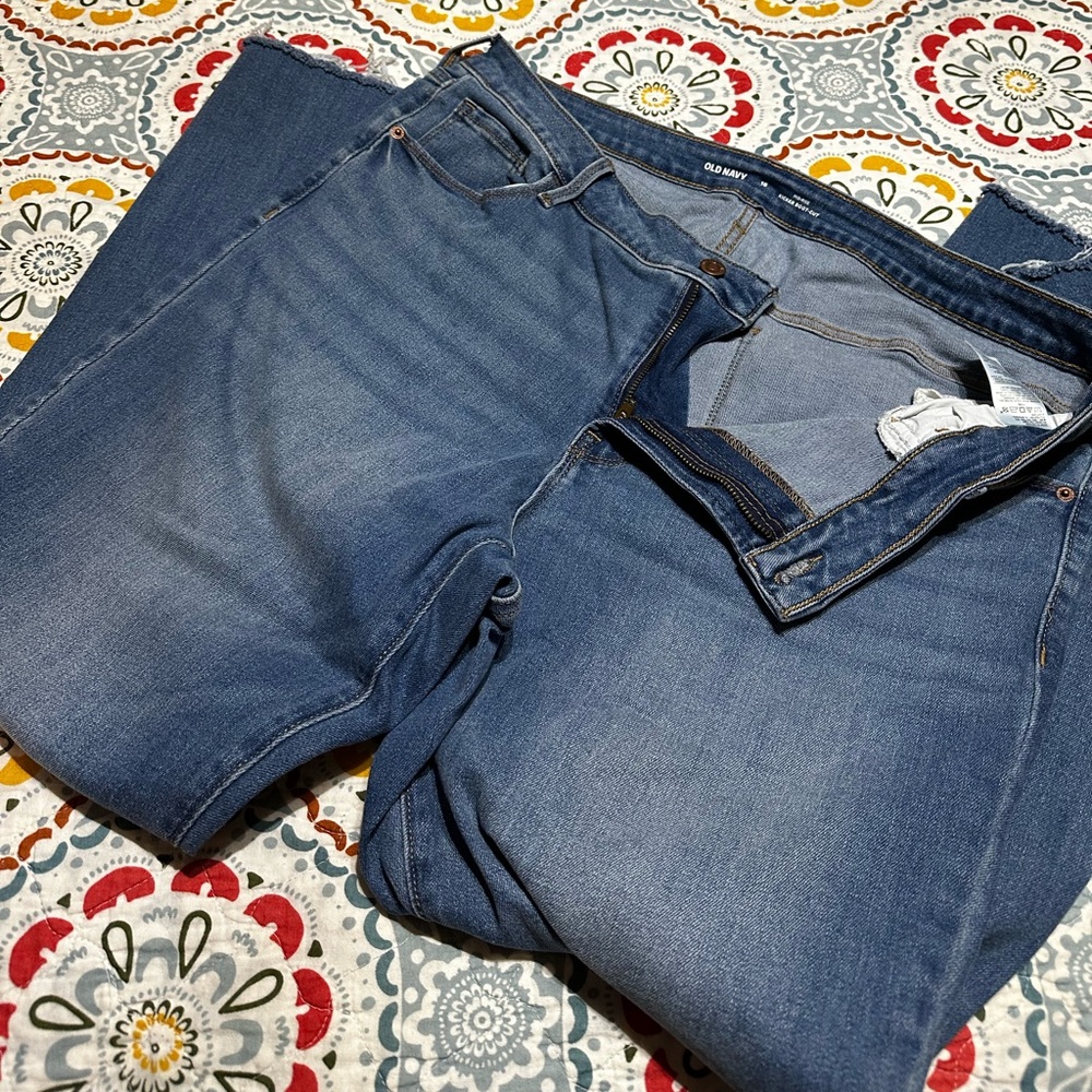 Old Navy Bootcut Size 18